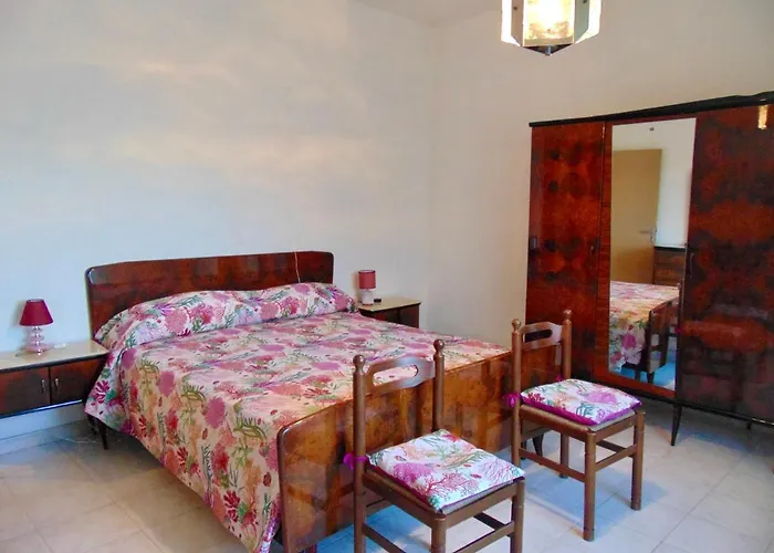 Se021 Senigallia, Trilocale In Zona Riservata *